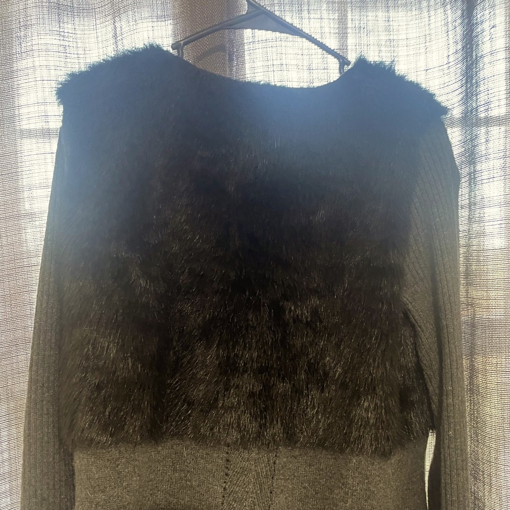 Vera Wang Sweater